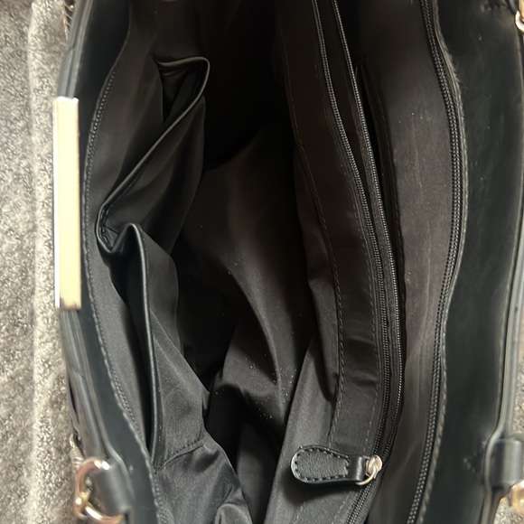 Multi pocket black Nine West handbag - Picture 7 of 10